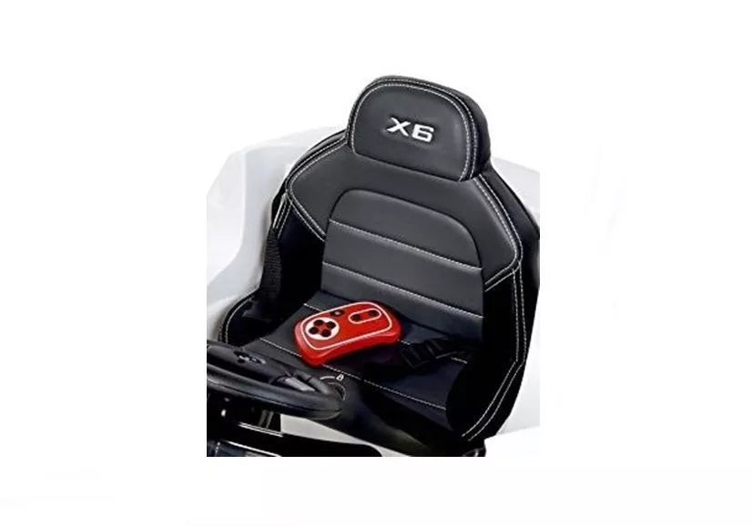 Baltas vaikiškas elektromobilis BMW X6