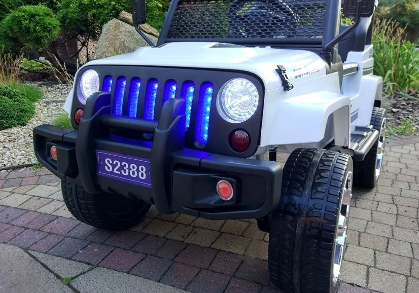 Vaikiškas elektromobilis Jeep S2388 baltas 4x45W