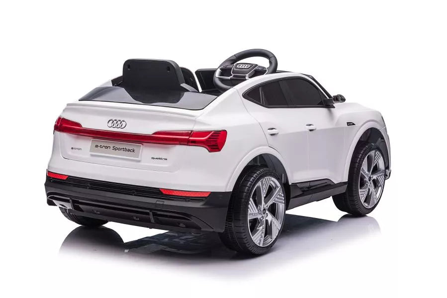 Akumuliatorinis automobilis Audi E-Tron Baltas QLS-6688 LED žibintai MP3