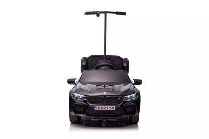 Akumuliatorinis automobilis BMW M5 su platforma tėvams, juodas lakuotas