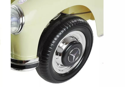 Akumuliatorinis automobilis Mercedes 300S smėlio spalvos