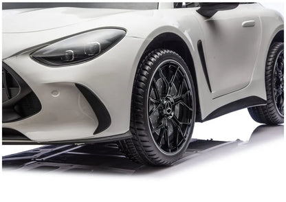 Akumuliatorinis automobilis Mercedes AMG DK-GT63 24V, baltas