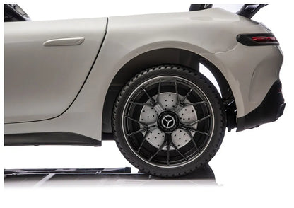 Akumuliatorinis automobilis Mercedes AMG DK-GT63 24V šviesiai pilkas