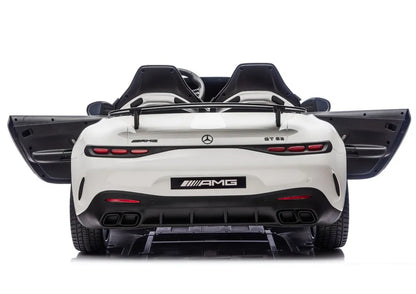 Akumuliatorinis automobilis Mercedes GT63 AMG DK-GT63 24V LCD Baltas