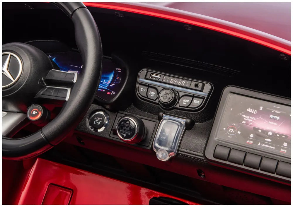Akumuliatorinis automobilis Mercedes GT63 AMG DK-GT63 24V LCD, lakuotas raudonas