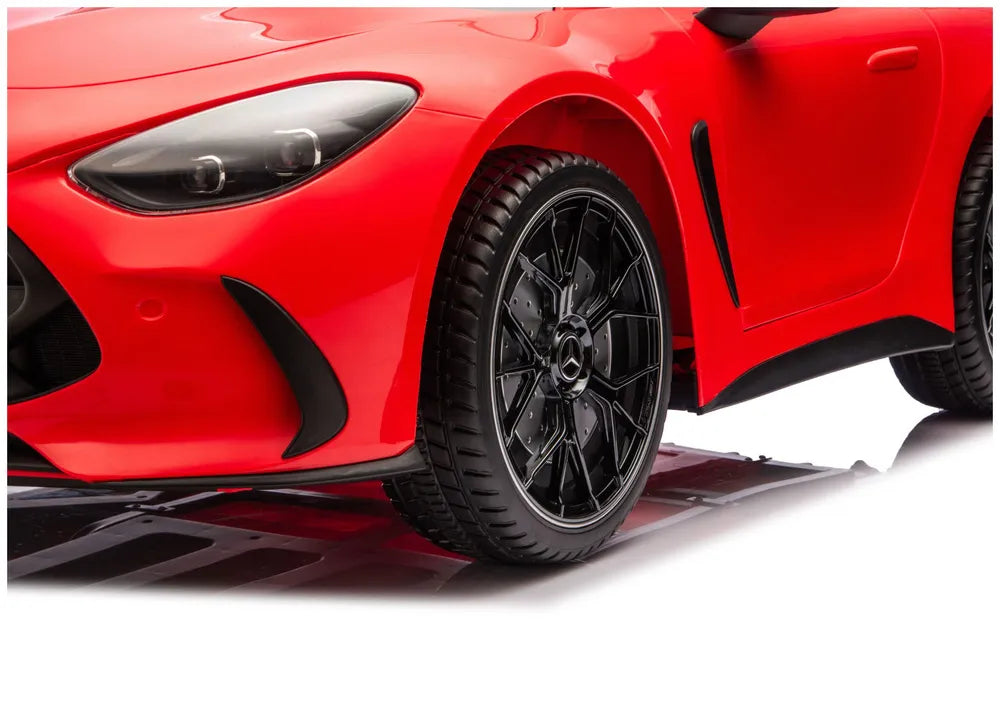 Akumuliatorinis automobilis Mercedes GT63 AMG DK-GT63 24V LCD raudonas