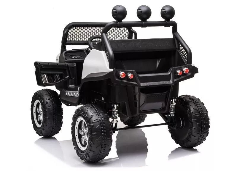 Akumuliatorinis automobilis Mercedes Unimog S su LED žibintais, baltas