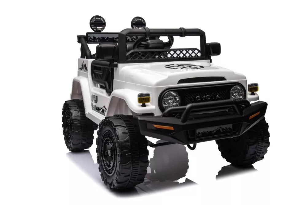 Akumuliatorinis automobilis Toyota FJ White 4x4