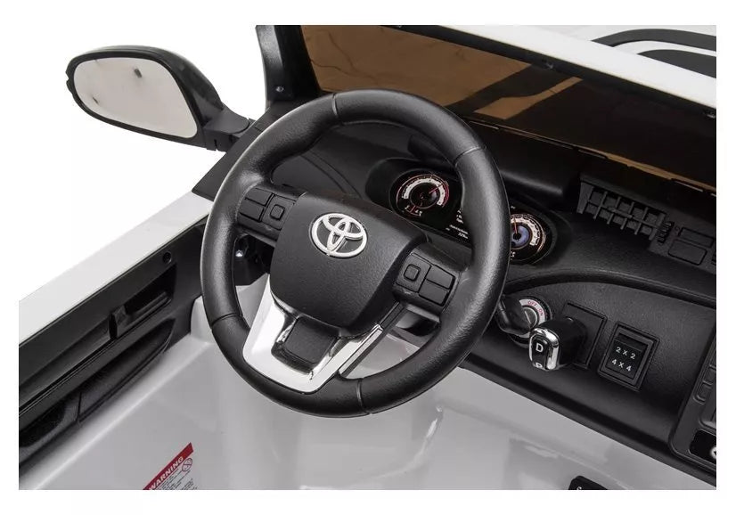 Akumuliatorinis automobilis Toyota Hilux, baltas