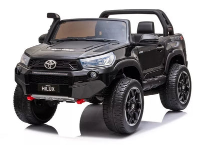 Akumuliatorinis automobilis Toyota Hilux su nuotolinio valdymo pulteliu, LED žibintais, MP3, juodas lakuotas