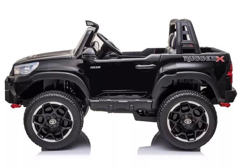 Akumuliatorinis automobilis Toyota Hilux su nuotolinio valdymo pulteliu, LED žibintais, MP3, juodas lakuotas