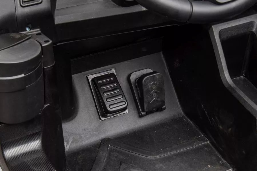 Akumuliatorinis visureigis Buggy A033 4x4 24V auksinės spalvos