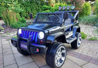 Akumuliatorinis visureigis Jeep S2388, juodas, 4x45W