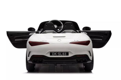 Baltas akumuliatorinis automobilis Mercedes AMG SL63