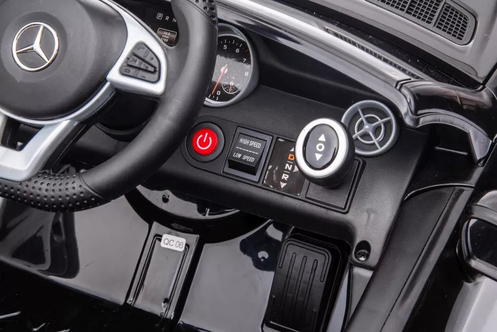 Elektrinis vaikiškas automobilis Mercedes SLC 300, raudonos spalvos