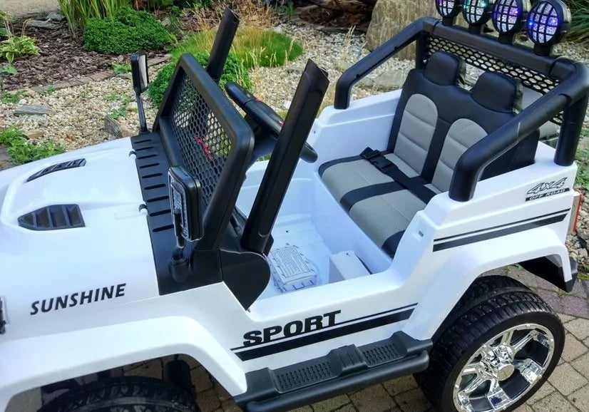 Vaikiškas elektromobilis Jeep S2388 baltas 4x45W