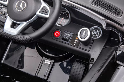 Vaikiškas elektromobilis Mercedes SLC 300 baltas