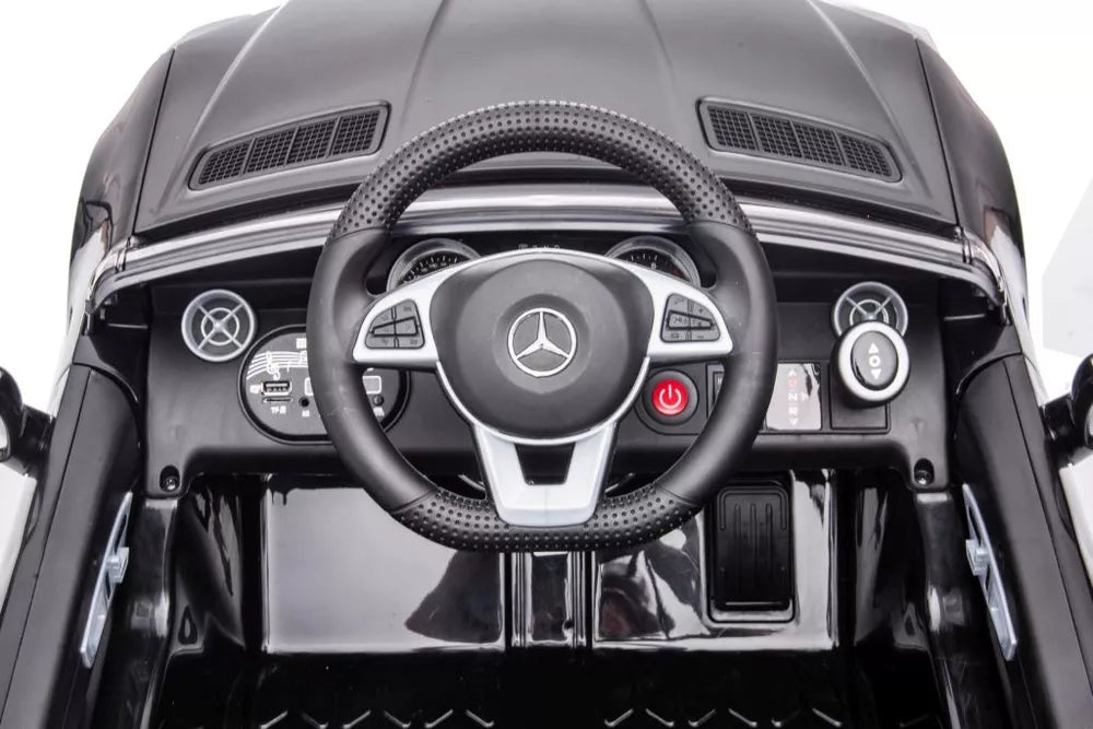 Vaikiškas elektromobilis Mercedes SLC 300, juodas